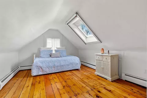 Bedroom - 7 Glover Sq #2, Marblehead, MA 01945 photo 7 of 7