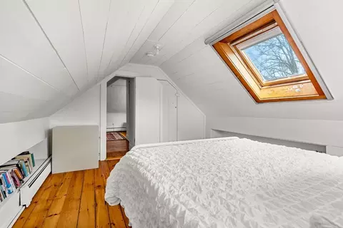 Bedroom - 7 Glover Sq #2, Marblehead, MA 01945 photo 6 of 7