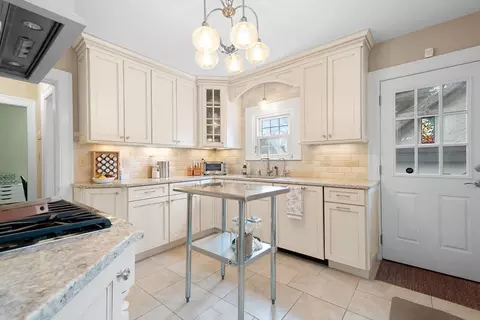 33 Flagg St, Worcester, MA 01602 photo 20