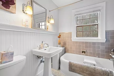 33 Flagg St, Worcester, MA 01602 photo 35