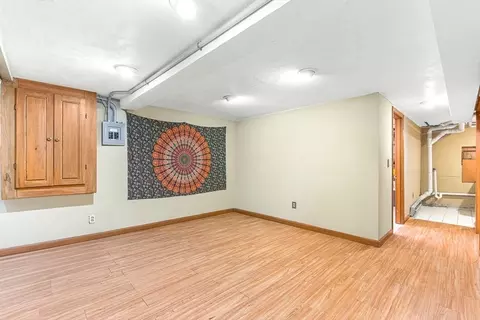 9 Thayer St, Upton, MA 01568 photo 18