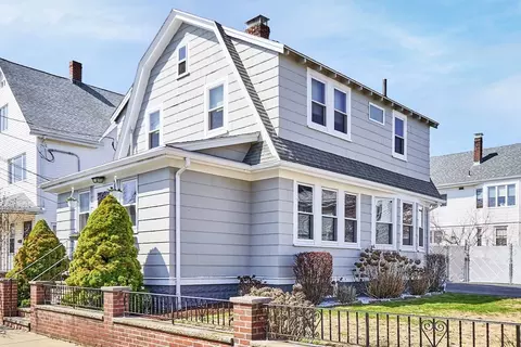 35 Wolcott St, Everett, MA 02149 photo 2