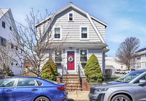 35 Wolcott St, Everett, MA 02149 photo 3