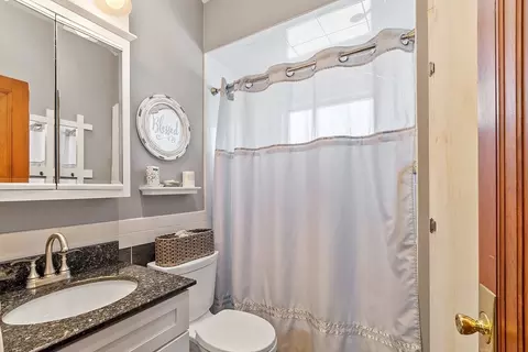 35 Wolcott St, Everett, MA 02149 photo 19