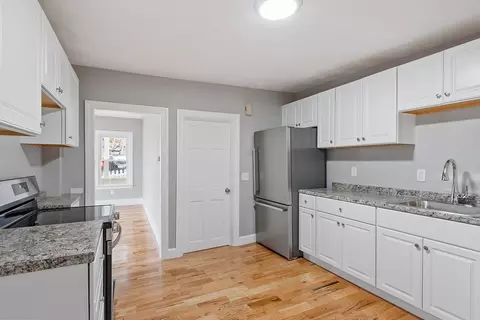67 Beech St, Fitchburg, MA 01420