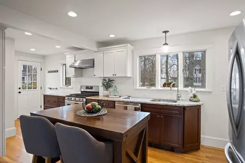 174 West St, Reading, MA 01867 photo 7