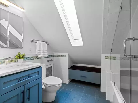 Bath - 97 Sunset Rd, Arlington, MA 02474 photo 2 of 2