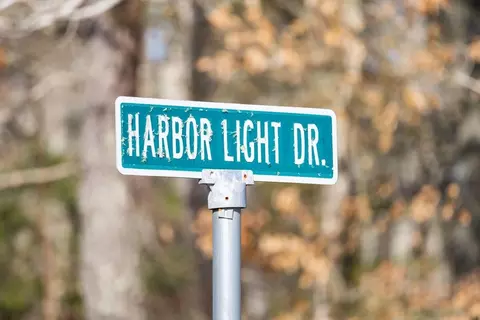 4 Harbor Light Rd, Harwich, MA 02645 photo 2