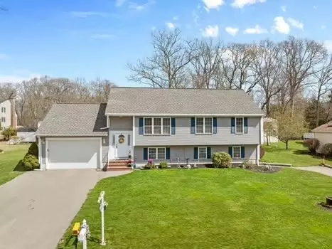 94 Oakland St, Brockton, MA 02303