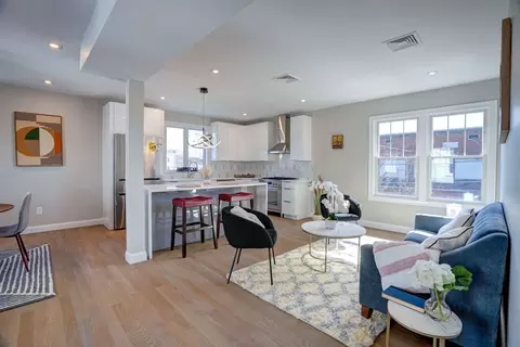 3 Church St #2, Somerville, MA 02143