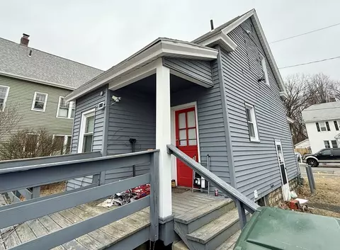 Exterior - 63 Langdon St, Springfield, MA 01104 photo 5 of 7