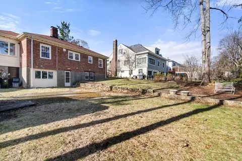 127 Summit, Brookline, MA 02446 photo 19