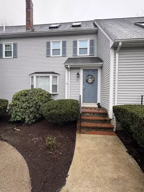98 Village St #98, Easton, MA 02375