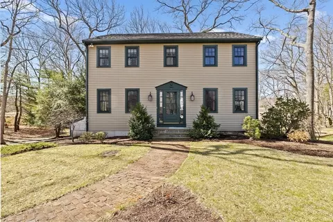 Exterior - 12 Andrew Isle Rd, Hingham, MA 02043 photo 6 of 6