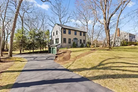 Exterior - 12 Andrew Isle Rd, Hingham, MA 02043 photo 2 of 6