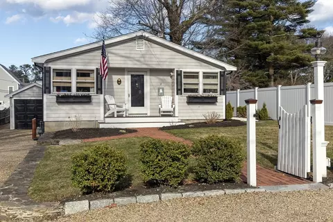 15 Samoset Ave, Duxbury, MA 02332