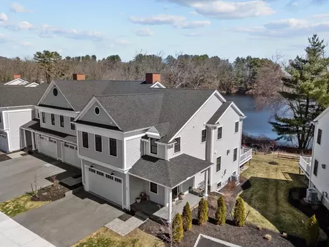 34 Cutter Ln #69, Amesbury, MA 01913
