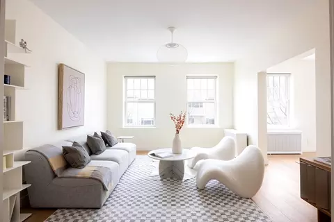 Living - 24 John St #2, Brookline, MA 02446 photo 1 of 2