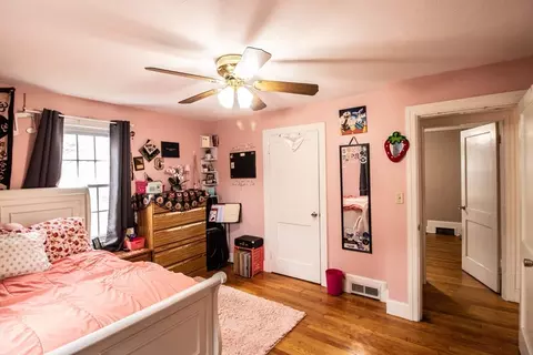616 Cooley St, Springfield, MA 01128 photo 16