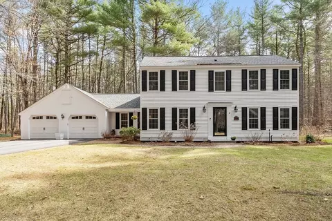 19 Green Needles Rd, Littleton, MA 01460