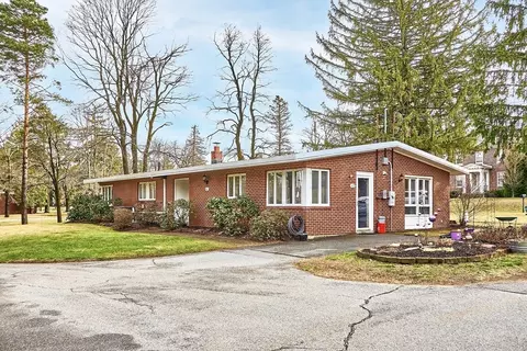 42 Walnut St, Devens, MA 01434 photo 4