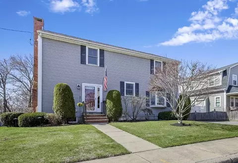 121 Adams Ave, Newton, MA 02465