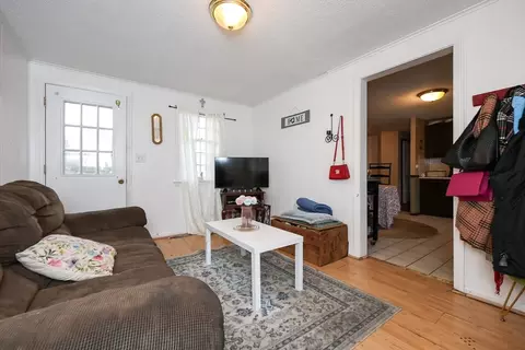418 Dailey Dr, Franklin, MA 02038 photo 4