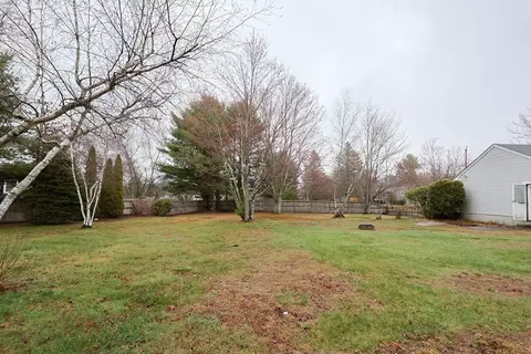 418 Dailey Dr, Franklin, MA 02038 photo 29