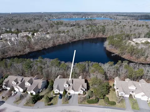 7 Sea Spray Ave #555, Mashpee, MA 02649