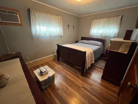 103 Davis St, Fall River, MA 02723 photo 8