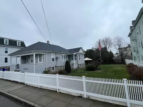 103 Davis St, Fall River, MA 02723