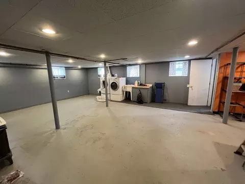 103 Davis St, Fall River, MA 02723 photo 15