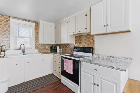 Kitchen - 11 Slater St, Webster, MA 01570 photo 4 of 6