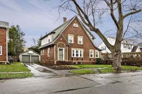 23 Auburndale Rd, Marblehead, MA 01945