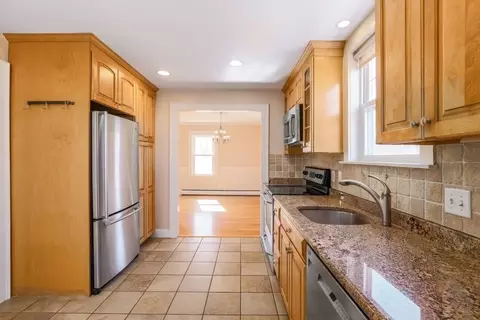 8 Smith Ave, Reading, MA 01867 photo 8
