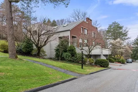 567 Boylston St #567, Brookline, MA 02445