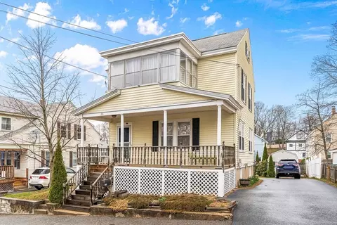 106 Sayles St, Lowell, MA 01851