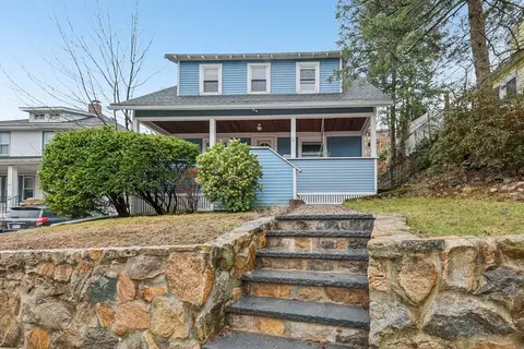 72 Las Casas St, Malden, MA 02148