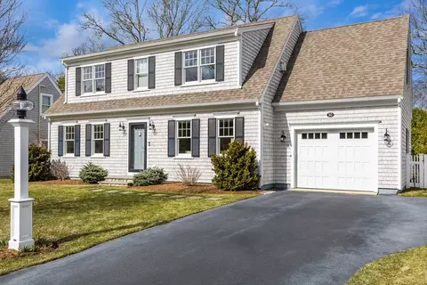 10 Darby Way, Osterville, MA 02655