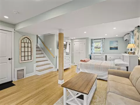 Bedroom - 19 Pine Rd, Beverly, MA 01915 photo 7 of 7