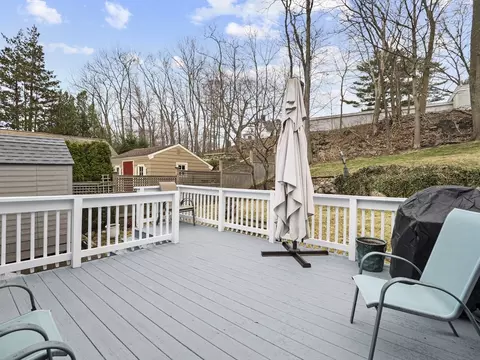 Exterior - 19 Pine Rd, Beverly, MA 01915 photo 4 of 8
