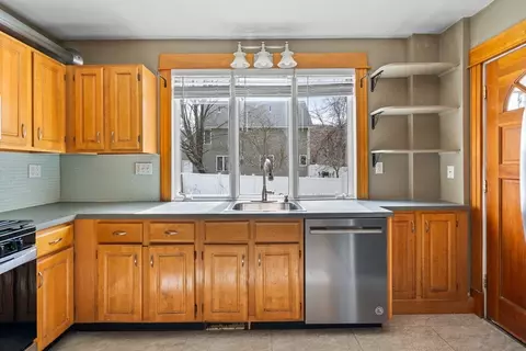 2 Broad St, Easthampton, MA 01027 photo 17