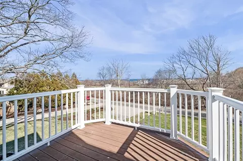 Exterior - 8 Links Rd, Gloucester, MA 01930 photo 5 of 10