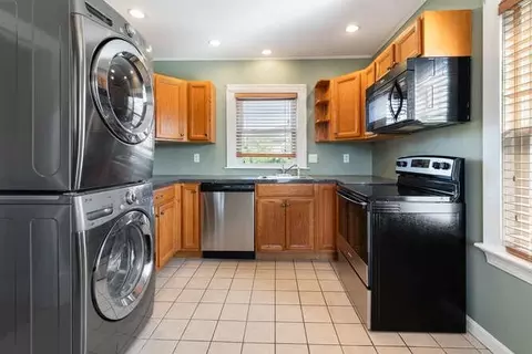 10 Conant St, Beverly, MA 01915 photo 32