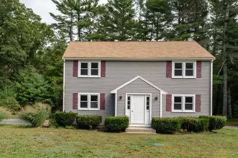 210 Main St, Carver, MA 02330