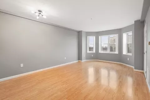 1 Cityview Ln #403, Quincy, MA 02169