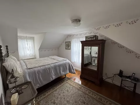 Bedroom - 156 Ashbrook St, Springfield, MA 01118 photo 4 of 4