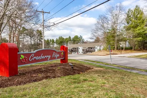 105 Park Pl #105, Raynham, MA 02767
