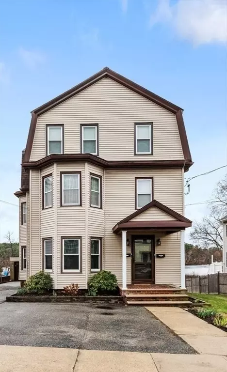 687 Main St, Wakefield, MA 01880