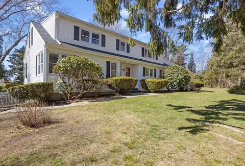 15 Coles Ln, Plymouth, MA 02360